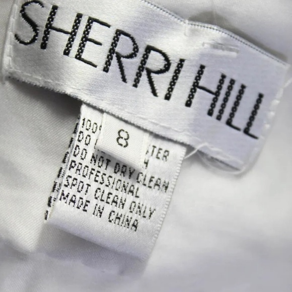 NEW SHERRI HILL White Crystal Beaded Off the Shoulder Open Back Gown Size 8 - Picture 9 of 11